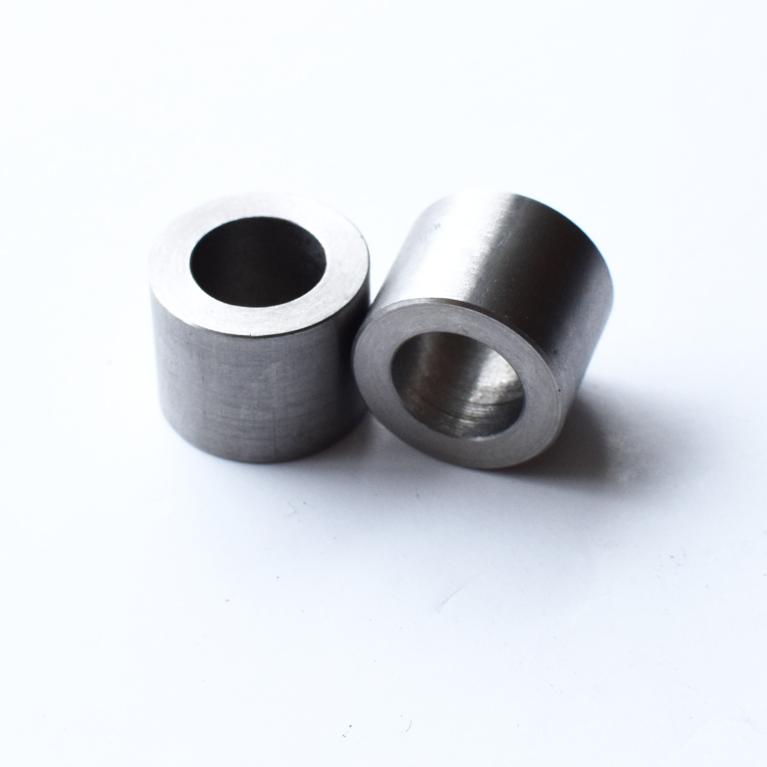 42-4071a BSA Goldstar Engine Mount Spacer Set - Image 1